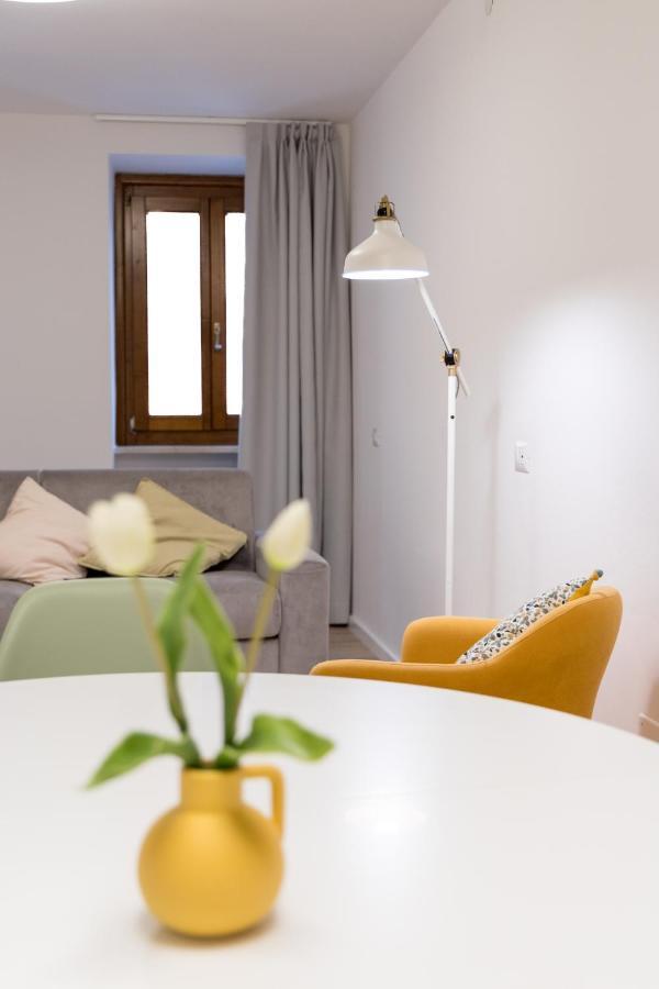 Mama Apartments Riva del Garda Exterior foto