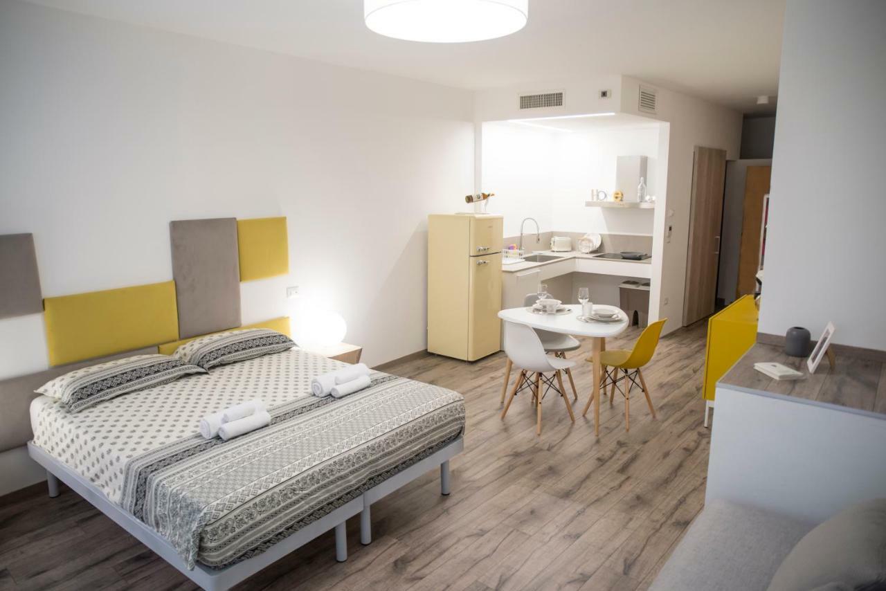 Mama Apartments Riva del Garda Exterior foto